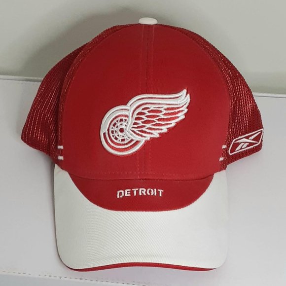 Detroit Red Wings NHL Reebox Hat - Authentic Head Gear - Centre Ice Collection - Picture 1 of 3
